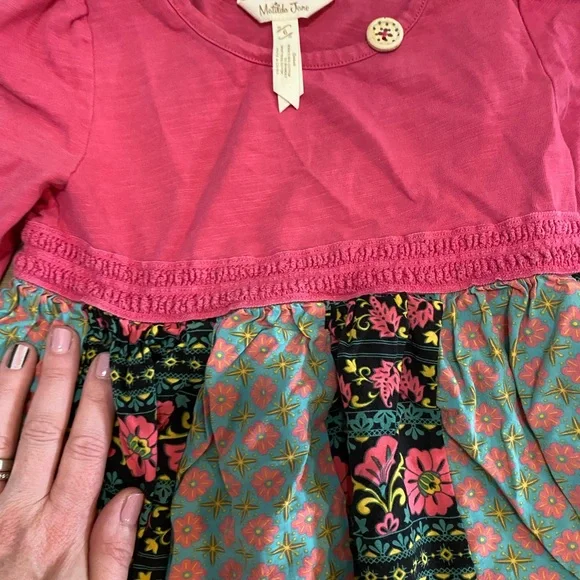 Matilda Jane Poinsettia Top sz. 6 - Picture 5 of 5